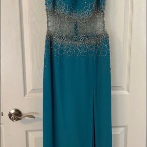 Elegant Teal Evening Gown
